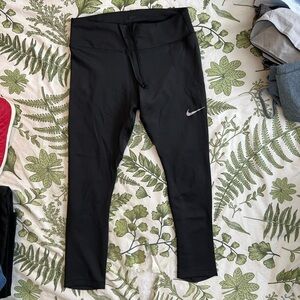 Women’s Nike leggings size medium